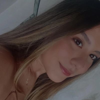 La vie est magnifique.    
Chivas❤️🤍
SF Giants🧡🖤