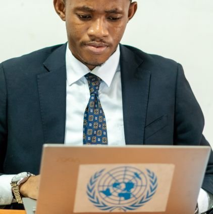 malumba_john's profile picture. Fonctionnaire - Conférencier- écrivain - homme