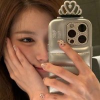 reverie (@vqaina) 's Twitter Profile