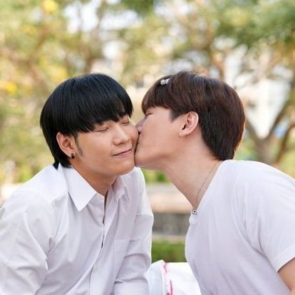 𓂃𓏧♡ @kristtps เพราะเธอนั้นคือความสุขของฉัน @stjinx_maya