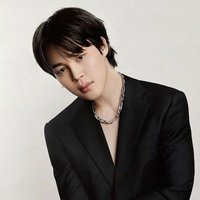 Apobangpo⁷ (@flowermist13) 's Twitter Profile