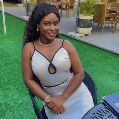 Beautiful Bead Maker |SalesExecutive | Entrepreneur | Akwa Ibom Blood| Hustler | Aquarius| Lover Of God| Music Lover| I STAND WITH OBI