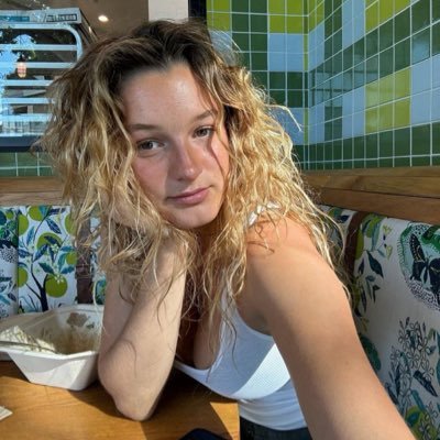 Stephanie115037's profile picture. I’m for a serious relationship 💕
