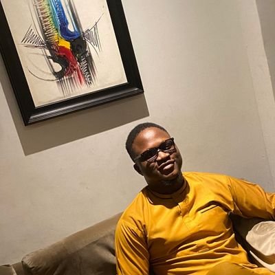 temiperlux1's profile picture. Fingers perpetually crossed against the algorithm gods.