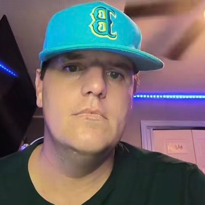 JamesNick1212's profile picture. Hey 👋  guys I’m here to help some people, Dm now if you’re interested and make sure that you follow me on here!!…….💯🏆🎉