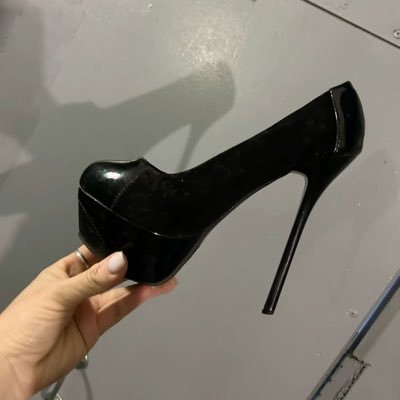 Professional dominant Goddess Looking For Obedient & Loyal Committed submissive Sub/Sissy slut to Own & Dominate In This Lifestyle Sensual domination PM open