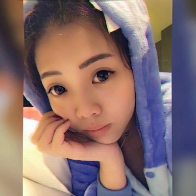 🇸🇬 ✿ Love weak men with fat wallets ✿ Gamer 🎮 ✿ Collecting hobbits is my hobby ✿ 黑雪公主 ✿ BU: @kaylalkq