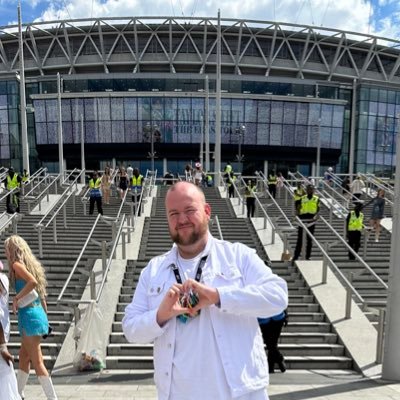 🏴 Eras Tour Cardiff 18/06, Eras Tour London 21/06, 22/06, 15/08, 17/08