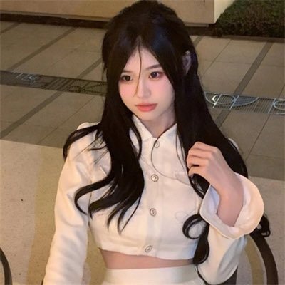 r82H4A7PQZTIm1u's profile picture. もしあなたが経済的に困窮しているなら、私に連絡して、あなたを助けることができるかもしれません
