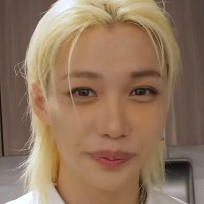 '99 liners.
AU's and fics readers✨️🔞🔮📖
🧭.🐺🐰🐖🐇🥟🐹🐣🐶🦊
.
⚠️this is just a personal acc!