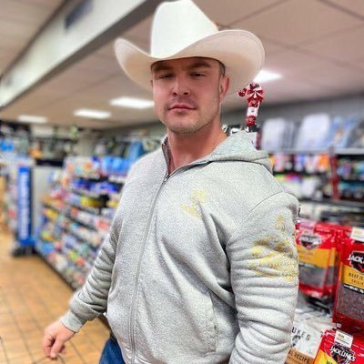 Bennywise124's profile picture. Us marine corp, loving and out going