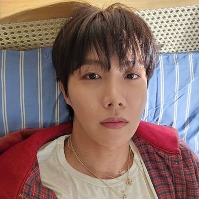 hobbi_power's profile picture. Just a personal account... Not impersonating