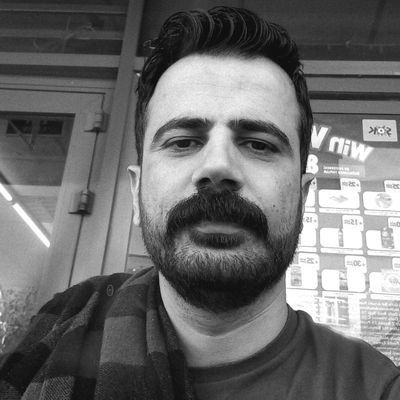 Neden,neden alnındaki yıkkınlık,
Bakışlarındaki öldüren buğu?
