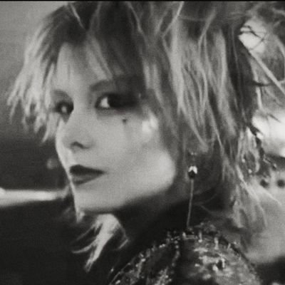 Psychologist by profession. Lover of punk rock, post punk, goth rock, dark wave, death rock, new wave and 80's rock.
