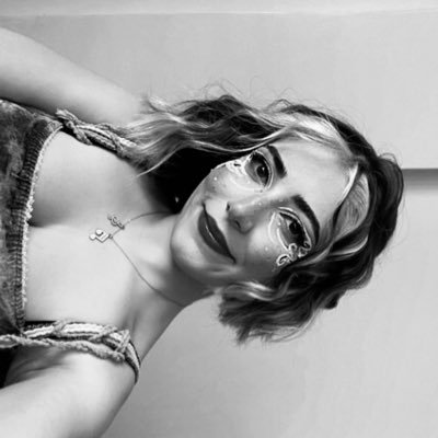 missponyoo's profile picture. گریزان