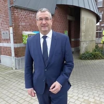 Proud Born American with Dutch Heritage//Professional Crude Oil Trader..🇺🇸🇳🇱 DM//+14057252909 (Whatsapp only)