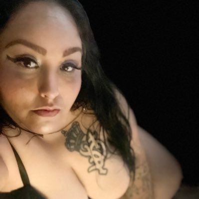 Mizzpiper2you's profile picture.