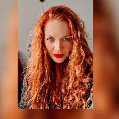 Acá Mayeuta, un@ mas nomas y evito delirios, pacífica q pone límites. Psicologa d los cojones! 😁♥️