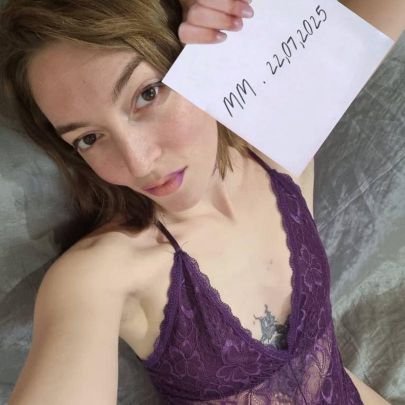 Je suis passionnée, exigeante, perverse, autoritaire , sévère et exigeante mais aussi attentive et à l'écoute de tes envies et de tes limites.