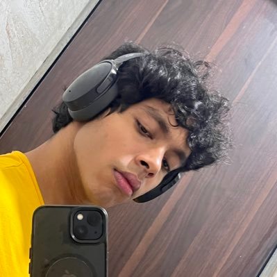 orangecury's profile picture. kinda engineer