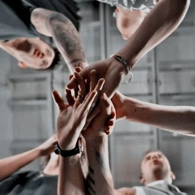 EHyongiee's profile picture. i tweet about- one direction, nct, taylor swift, alice in borderland, kdramas, cdramas, etc