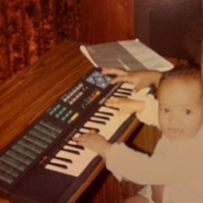 hartebeestMC's profile picture. Artist and Founder of Bad Signal Records 🎶 Author of “Little Jokesters: Hip-Hop Humourous” UK ✈️ LV #QueerCreator  ☀️♒️ 🌕♏️ ⬆️♓️