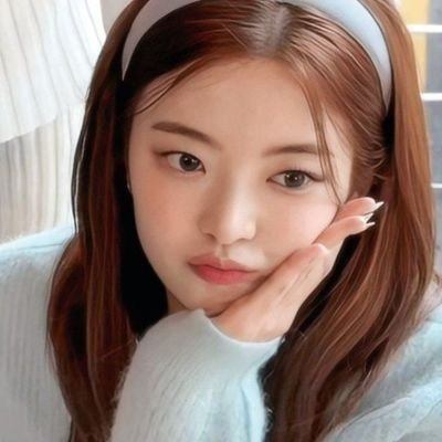 dilastara's profile picture. OCRP, 2OOO ⋆˙⟡  From the hands of 𝙈𝙄𝙍𝘼𝙉𝙀; Nadila Astasara — Creative soul in a quiet bloom. Designed for soft mornings, angelic vocals, and small things.