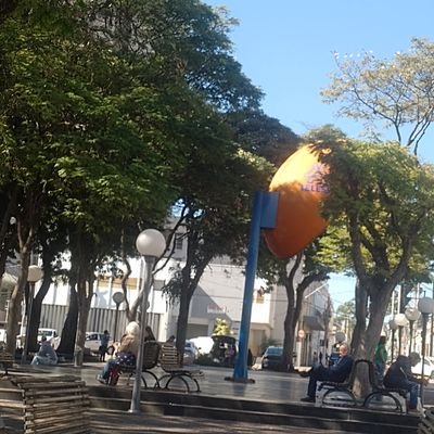 Perfil proibido pra menores de 18 anos.
prefiro coroas ou quem me chama a atencao.
