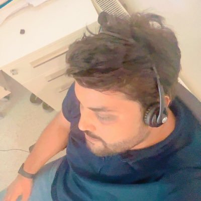 JawadSpeaks_'s profile picture. 🤩😒