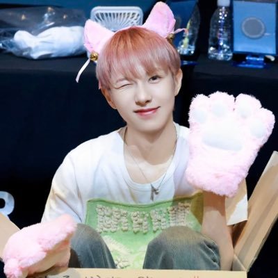 coco_serra's profile picture. ak suka mukmin