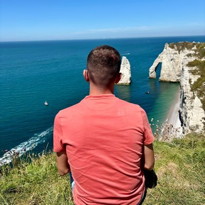 thomas_ldd's profile picture. • Dijon ~ Lille ~ Montpellier📍🌴🌈 • Éducation nationale 👨🏼‍🎓📒📖 • Assistant d’éducation - Professeur des écoles 🎓💼👫🏼