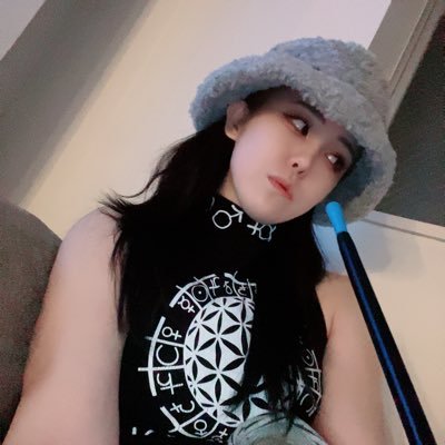 元シーシャ屋職業SM女王橘美夜 ( @tcbn3sun ) のシーシャ垢😚💨 シーシャ極めたいシーシャエターナル𝑩𝑰𝑮𝑳𝑶𝑽𝑬な人🥳🫶 店内は特にトイレとグラス綺麗でなきゃ絶対行かんすまんね🥺 美容垢 @an3l8x