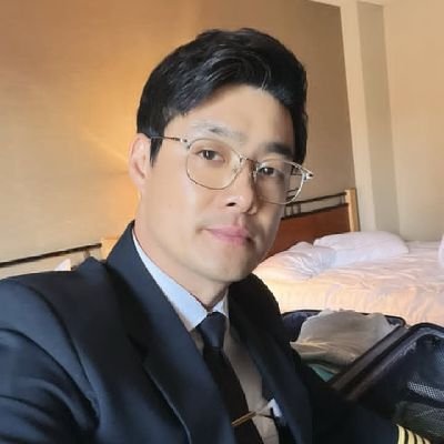 KiwonKuang's profile picture. 안녕하세요 친구들, 저는 이 페이지에 새로 들어왔습니다. 저를 팔로우하시면 각각 50달러를 받으실 수 있습니다. 감사합니다. 저는 한국 출신의 조종사입니다.