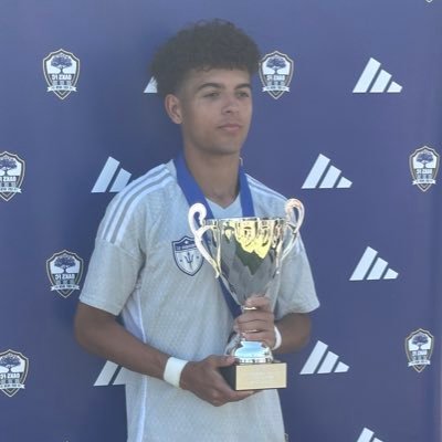 2026 Grad | RW | Liberty HS (CA) | 3.5 GPA Varsity/Club Captain | Club: Premier SC 2007/2008 Boys (NPL) Email: aiden26domingue@gmail.com | Phone: 661-337-8931