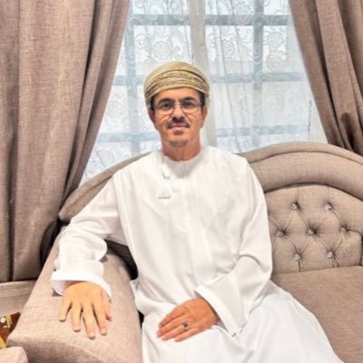 «حياتك ما هي إلا تقويم تسقط منه في كل يوم ورقه فلا تسقط ورقة هذا اليوم إلا وقد سجلت فيها ما ينفعك في دنياك وآخرتك»