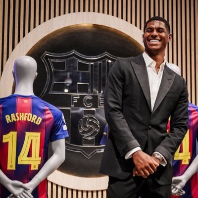 A biochemist researcher ,content creator and aspiring football journalist, Only fan supporting @manchesteunited and @barcelona
