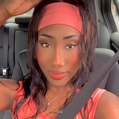 kimclaudia0's profile picture. Dios es mi bendición😇