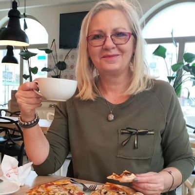 jessicahaz43030's profile picture. 