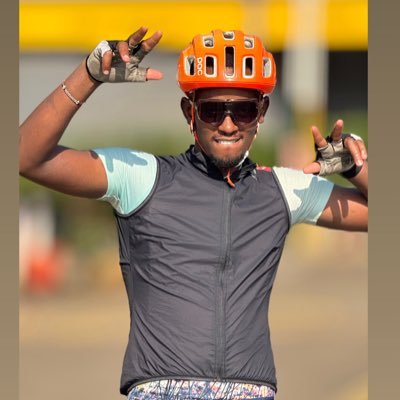 ✈️ Aviation 🚴♂️ Avid Cyclist 🎥Content Creator 📲 Electronics & Tech Dealer @platinummobilehub 📍 Nairobi |🇰🇪 Tiktok: Skimo Njoro 💼 Business→ email me
