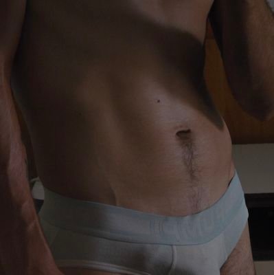 samopornjava's profile picture. napaljenik koji dođe ovde da isprazni jaja