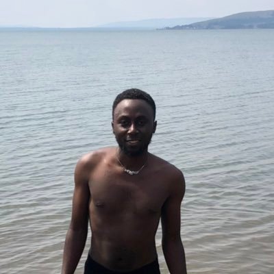 AinamaniBr44984's profile picture. 
