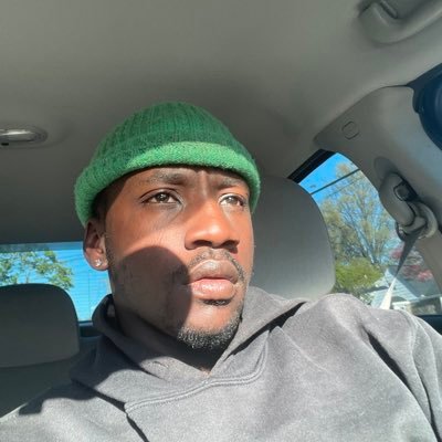 Jvalentine1229's profile picture.