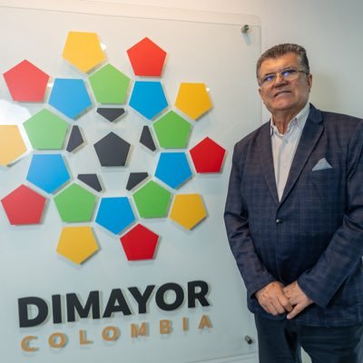El fútbol mi pasión y mi trabajo. principios y valores guían mi actuar.