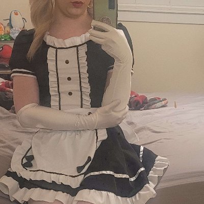 32/mdni | transsissy catgirl | transfixable eyes / breedable body | plappy princess of the pnw | chastity connoisseur of the cold | aspiring content creator