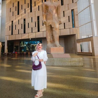 intern doctor 🩺
ex-STEMer.
strong independent glassy.
https://t.co/oRtSSy4vIg
.(رب اشرح لي صدري ويسر لي أمري).