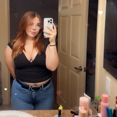 godddessalexis's profile picture. ✨24✨ Your wallet exists for my amusement.