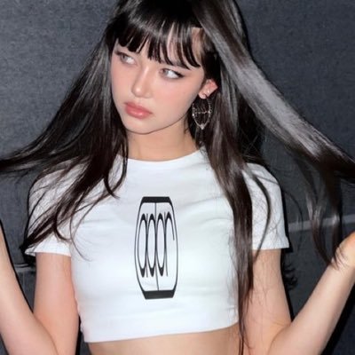 chatshireiu's profile picture. its all about the girls ( ˶ˆᗜˆ˵ )