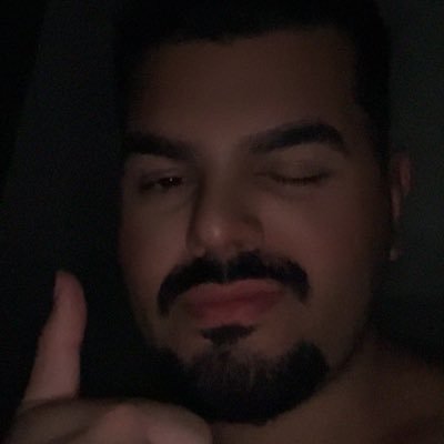 publicitário, hétero-não-praticante e apaixonado pela taylor swift