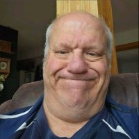 JULIE (@x33trithree) 's Twitter Profile