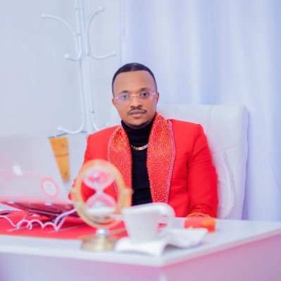 AxamFaysal's profile picture. Founder & CEO of Faysal Company : https://t.co/XhSnvT1h7V || Top 3 Rebranding Africa Forum 2021 🏆🏅